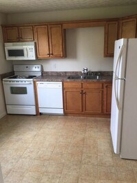 104 Kentucky St photo'