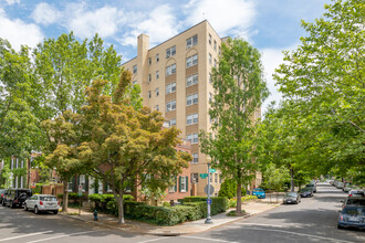 William Penn Apartments. Apt 103 in Washington, DC - Building Photo - Building Photo