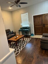 4261 Carlene St in Orange, TX - Foto de edificio - Building Photo