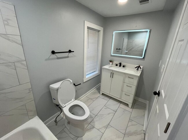 2040 Penelope St NW in Atlanta, GA - Building Photo - Building Photo