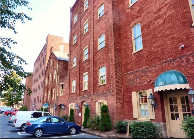 North Shippen Place Condos in Lancaster, PA - Foto de edificio - Building Photo