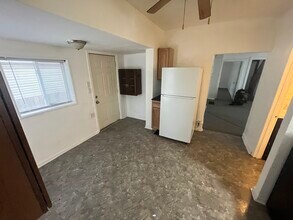 690 York Ave, Unit 1 in St. Paul, MN - Foto de edificio - Building Photo