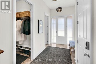 1292 Minnow St in Oakville, ON - Building Photo - Building Photo