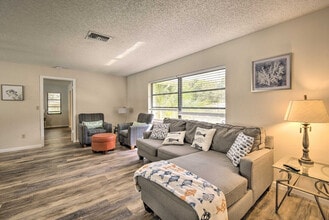 6 Shumard Ct N in Homosassa, FL - Building Photo - Building Photo