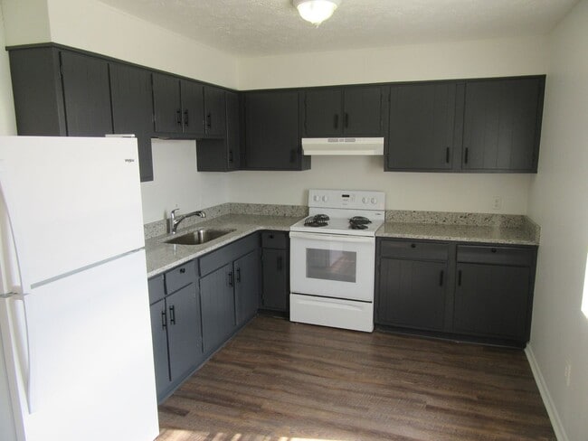 2814 N Panama Ave in Panama City, FL - Building Photo - Building Photo