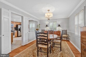 3150 Hartwick Ln in Fairfax, VA - Foto de edificio - Building Photo