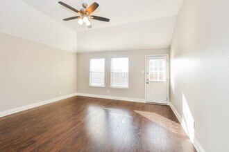 2063 Faircrest Trail in Forney, TX - Foto de edificio - Building Photo