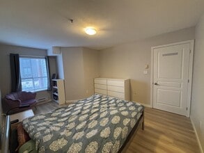 2929 W 4th Ave in Vancouver, BC - Building Photo - Building Photo