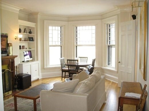 property at 302 Commonwealth Ave