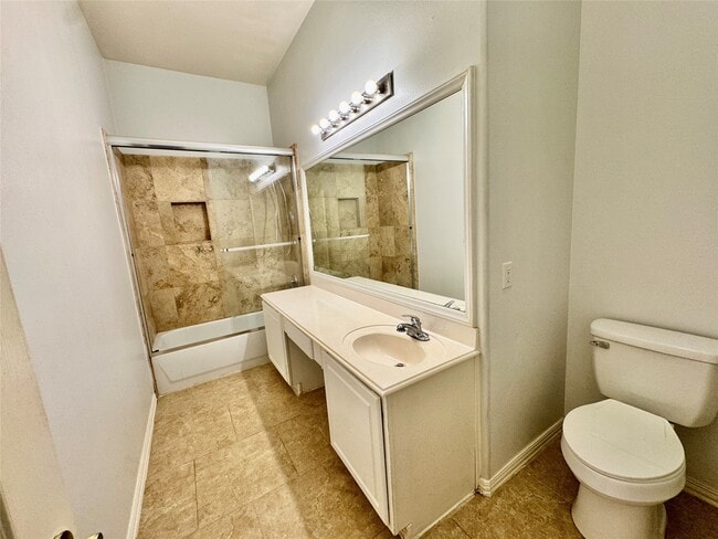 property at 2604 Hidden Creek Dr