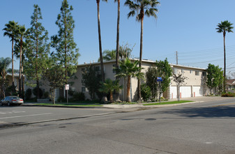 501-531 N Citrus St in Orange, CA - Building Photo - Building Photo