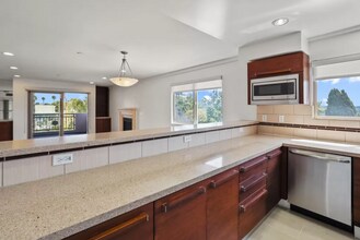 1415 Butler Ave, Unit PH4 in Los Angeles, CA - Building Photo - Building Photo