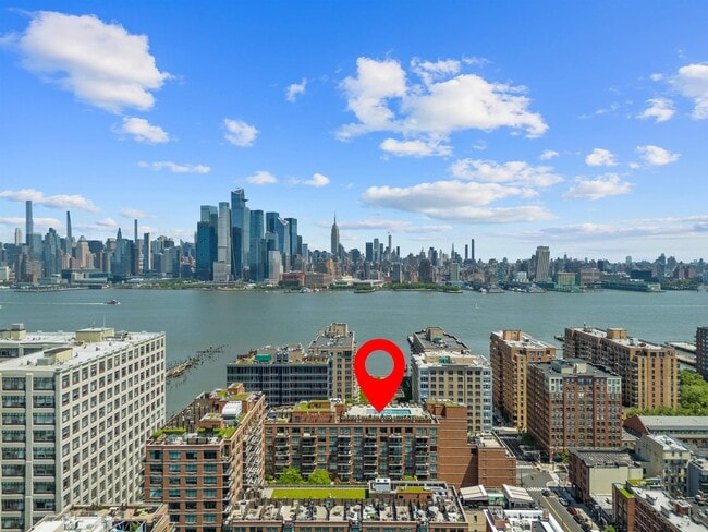 property at 1400 Hudson St