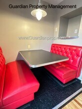 1108 Kenwood Pkwy in Minneapolis, MN - Building Photo - Building Photo