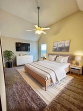 511 N Foxridge Dr in Raymore, MO - Building Photo - Building Photo