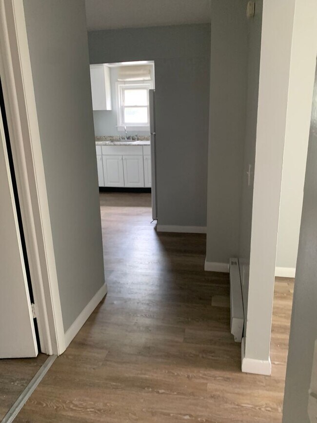 13 Virginia Ave in Poughkeepsie, NY - Building Photo - Building Photo