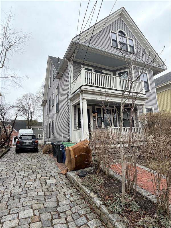 13 Linden Ave, Unit 2