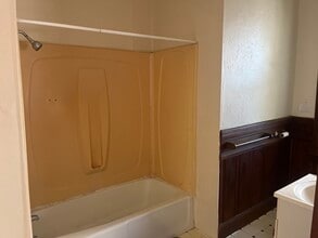 45 Wachusett St, Unit 2 in Worcester, MA - Building Photo - Building Photo