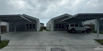 10 Hibiscus E Ave in McAllen, TX - Building Photo