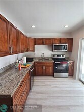 5410 SW 36th St in West Park, FL - Building Photo - Building Photo