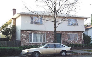 2710 O St in Sacramento, CA - Building Photo - Building Photo