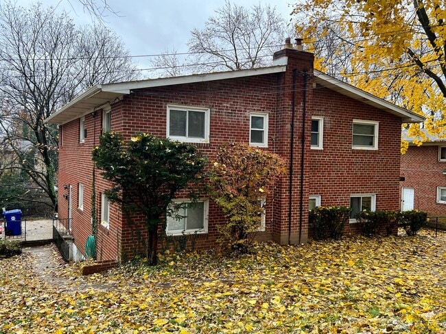 property at 6413 Ridgeview Ave