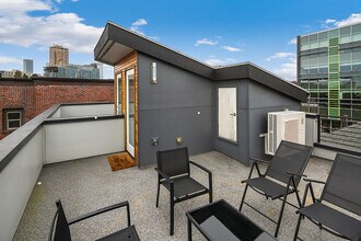 935 13th Ave in Seattle, WA - Building Photo - Building Photo