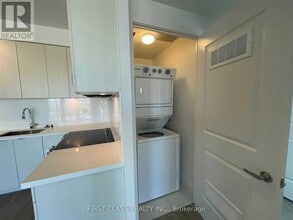4655-14655 Metcalfe Ave in Mississauga, ON - Building Photo - Building Photo