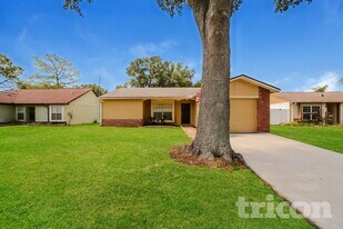 13920 Citrus Pointe Dr in Tampa, FL - Building Photo