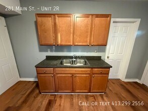 281 Main St in Springfield, MA - Building Photo - Building Photo