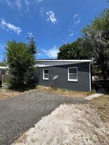 3020 Galaxy Ln in Lakeland, FL - Building Photo