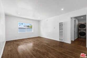 616 Sunset Ave in Los Angeles, CA - Building Photo - Building Photo