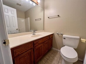 2443 W Magnolia St in Rogers, AR - Building Photo - Building Photo
