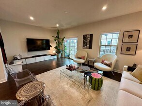 7013 Van Dusen Rd in Laurel, MD - Building Photo - Building Photo
