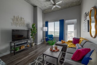 The Mark Tucson in Tucson, AZ - Building Photo - Interior Photo