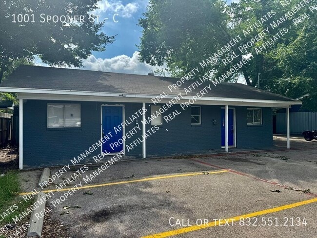 property at 1001 Spooner St