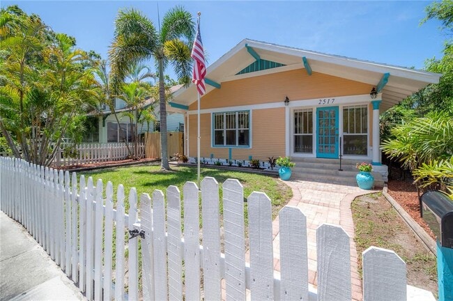 2517 Oakdale St S in St. Petersburg, FL - Building Photo - Building Photo
