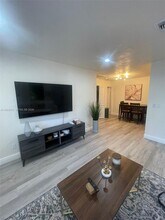 1736 N 16th Ct in Hollywood, FL - Building Photo - Building Photo