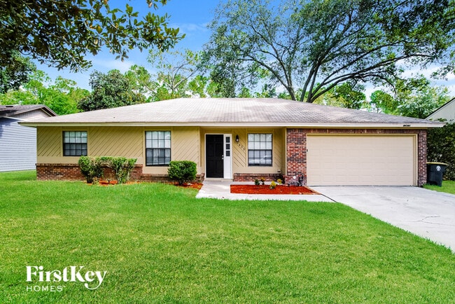 property at 12439 Autumnbrook Trail E
