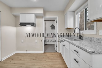 This beautifully updated 3-bedroom, 1-bath single-family home is ready for move-in! in Detroit, MI - Building Photo - Building Photo