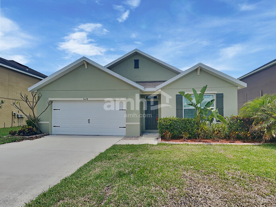 3428 San Moise Pl in Plant City, FL - Foto de edificio