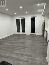 21 Antonio Ct in Toronto, ON - Building Photo - Building Photo