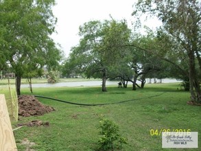 803 Continental Dr in Brownsville, TX - Building Photo - Building Photo