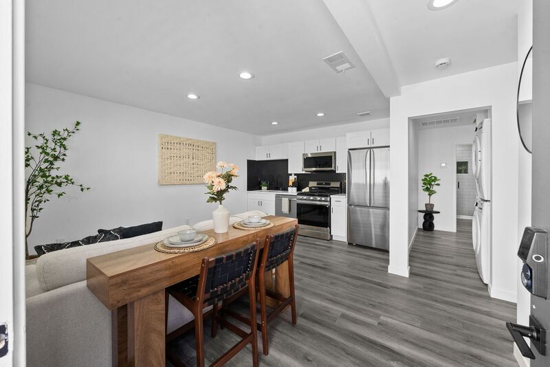 5106-5116 69th St in San Diego, CA - Building Photo