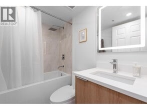 63 Keefer Pl in Vancouver, BC - Building Photo - Building Photo