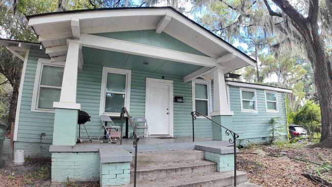 property at 2314 Mississippi Ave