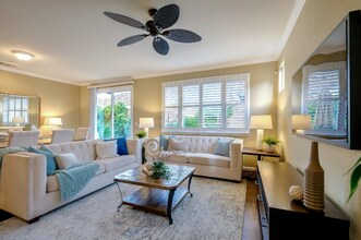 7613 Bloomsbury Way in Elk Grove, CA - Building Photo - Building Photo