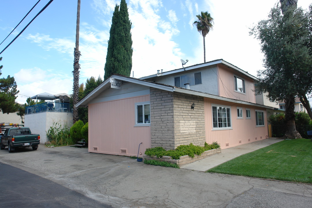 845 Hillsdale Ave in San Jose, CA - Building Photo