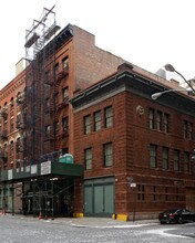 11 Jay St in New York, NY - Building Photo - Building Photo
