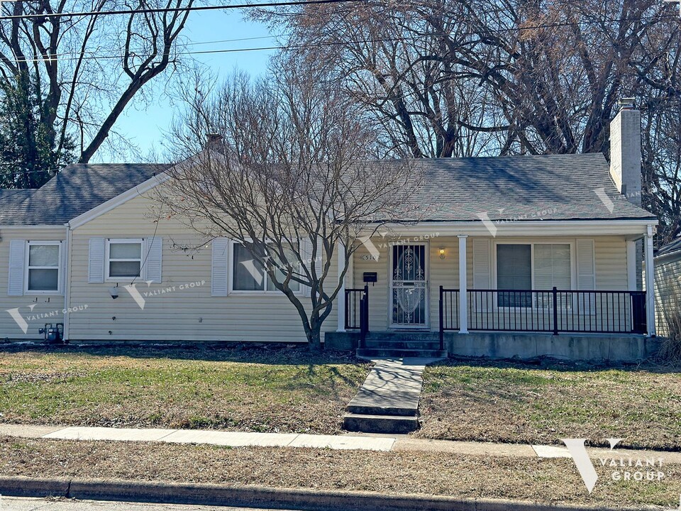 510 E Portland St in Springfield, MO - Building Photo